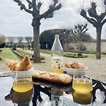 Le Jardin De L'hippodrome 아파트 *