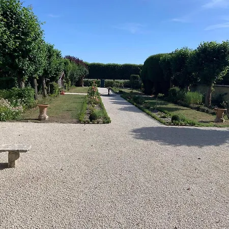 Le Jardin De L'hippodrome