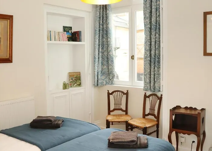 Le Jardin De L'hippodrome * Chantilly