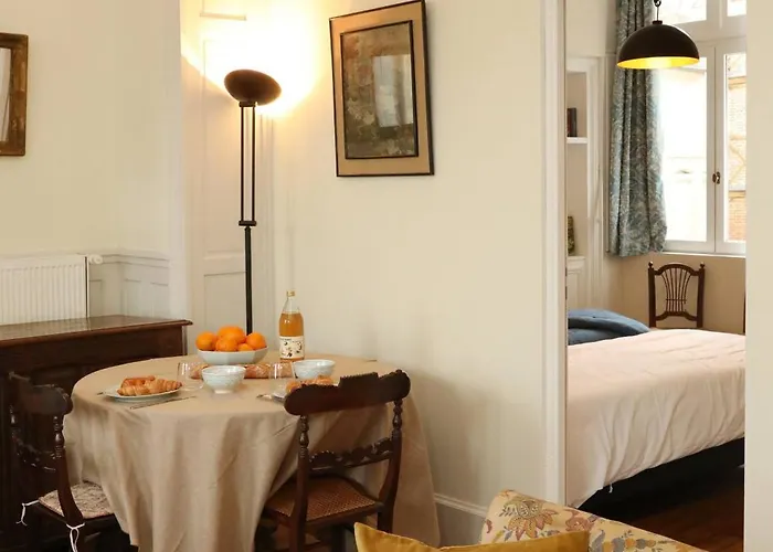 Le Jardin De L'hippodrome Apartment Chantilly